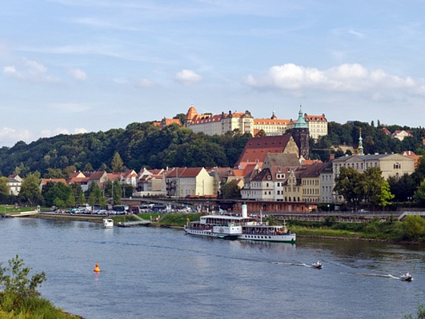 Elbpanorama Pirna im Frühling Elbpanorama Pirna im Frühling