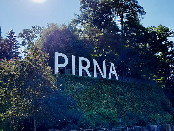 PIRNA PIRNA Schriftzug