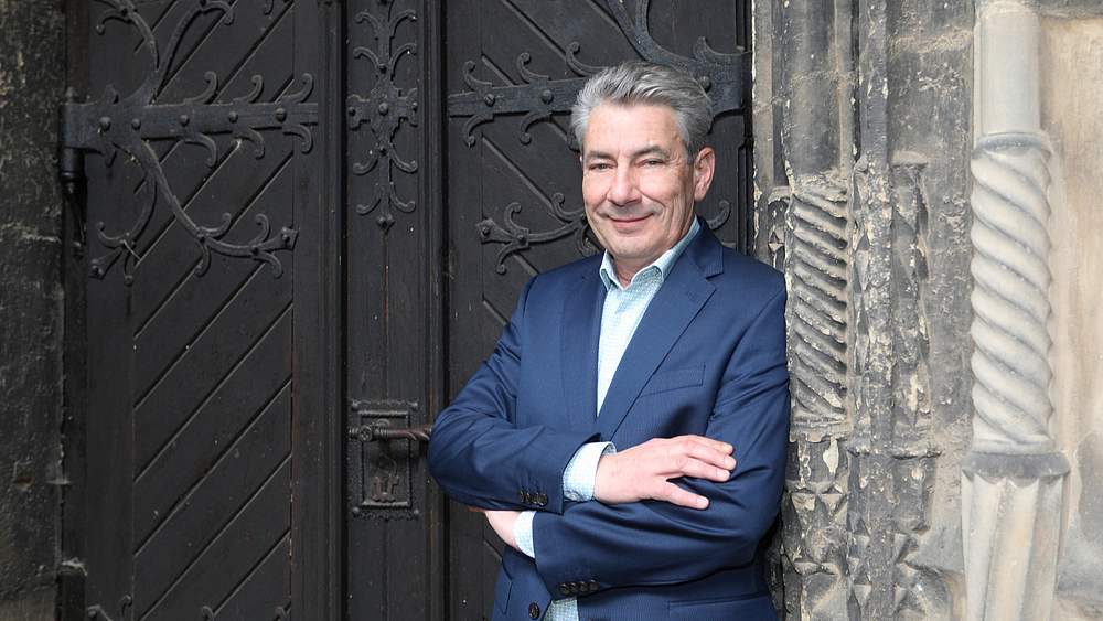 Oberbürgermeister Tim Lochner Oberbürgermeister der Stadt Pirna Tim Lochner