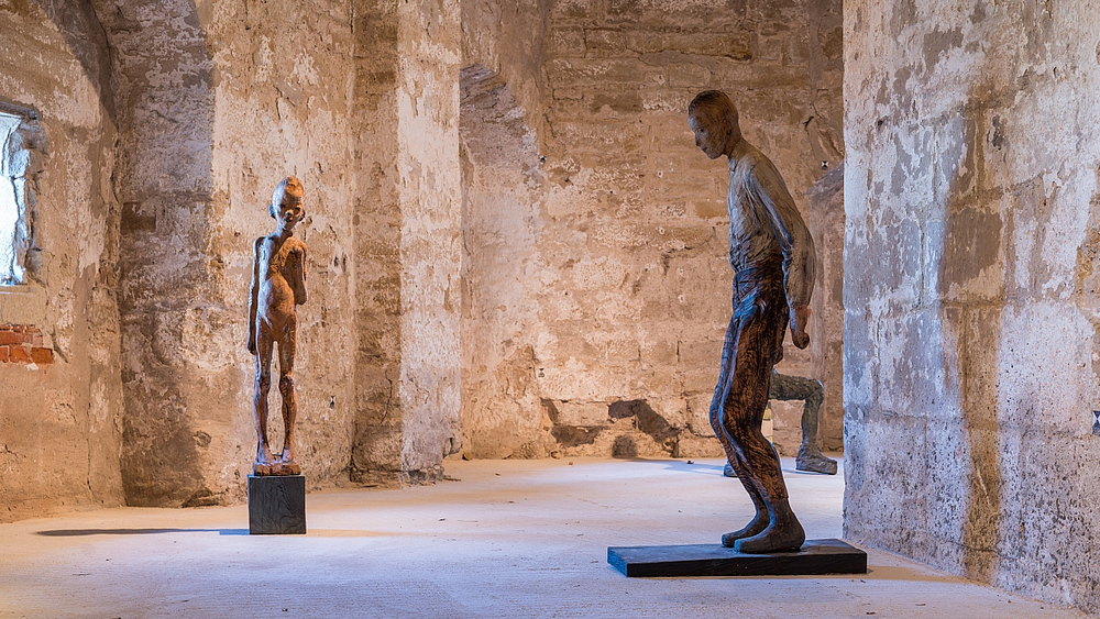 Skulpturensommer 2017 Blick in die Ausstellung mit Skulpturen von Susanne Rast