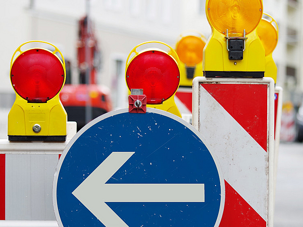 Baustellen Sperrscheibe auf einer Straße