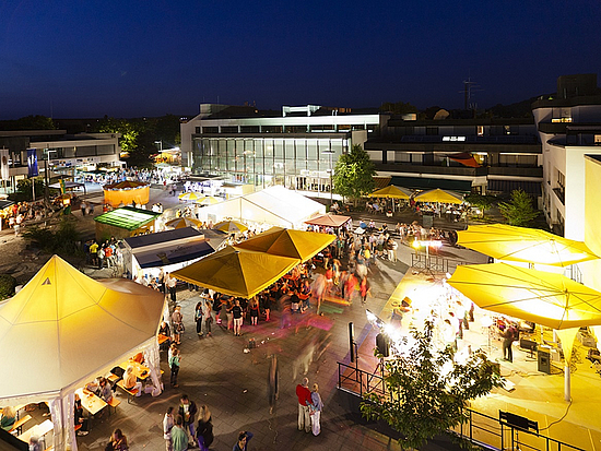 Marktplatzfest Baienfurt Marktplatzfest in Pirnas Partnerstadt Baienfurt