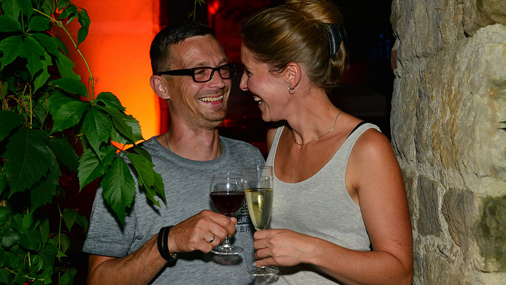 Wein und Kerzenschein Wein und gute Laune